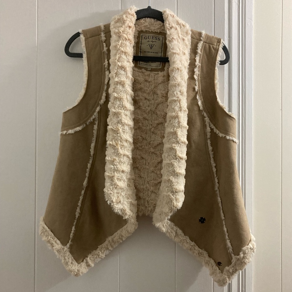 Furry Guess faux leather fashion vest